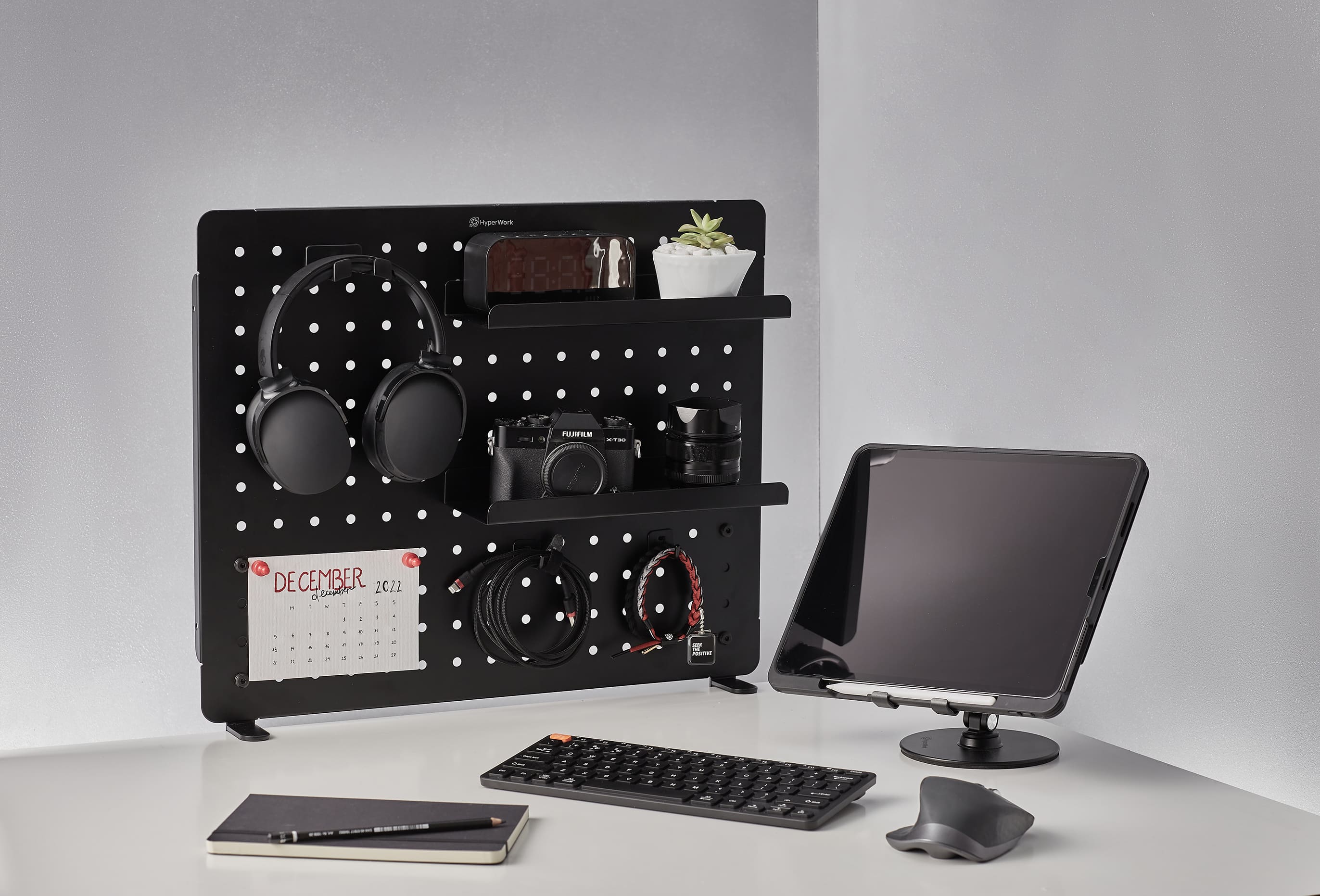 HyperWork Aster Board Rotating Pegboard | PG02