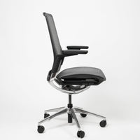 Sleek Ergonomic Chair | OC01