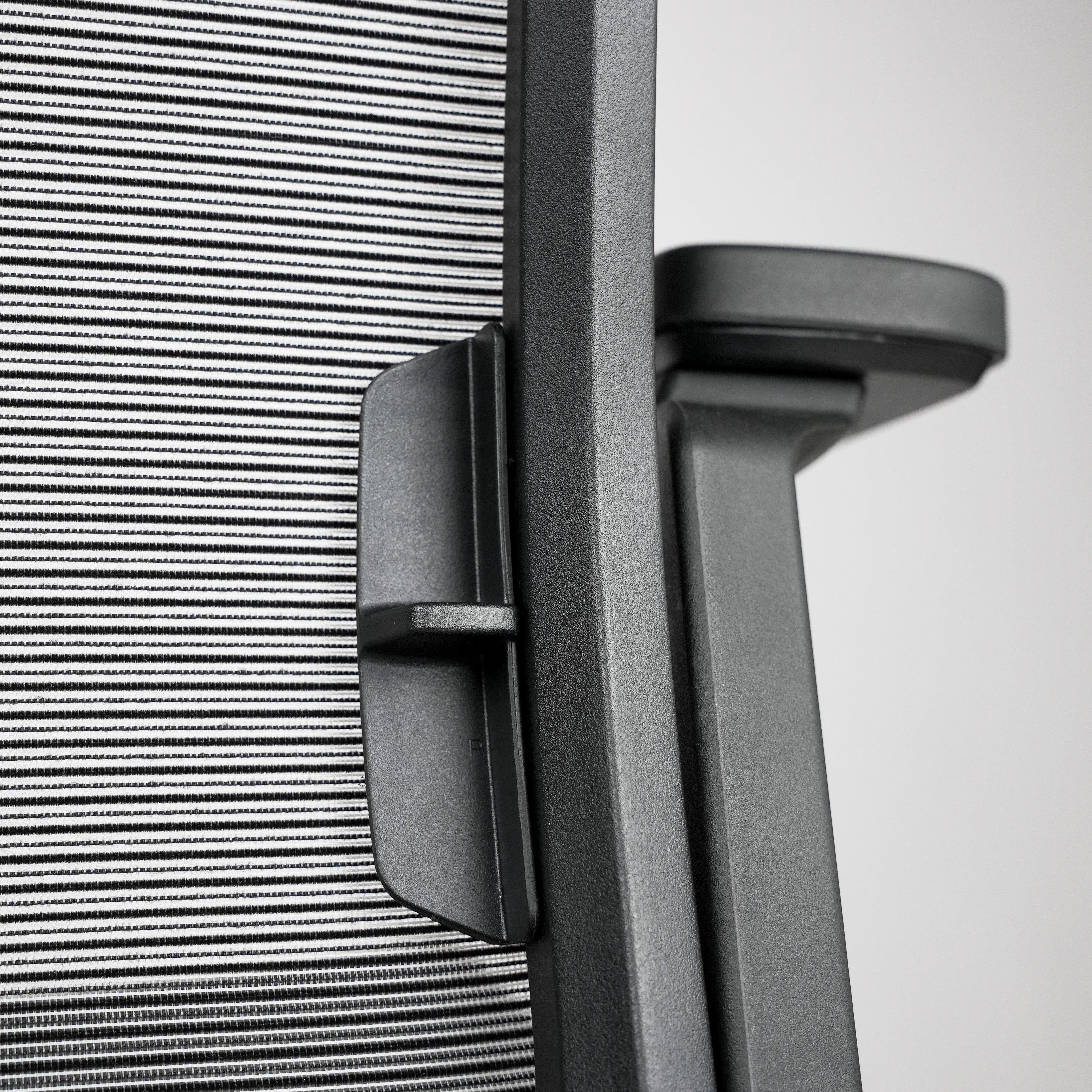 Sleek Ergonomic Chair | OC01