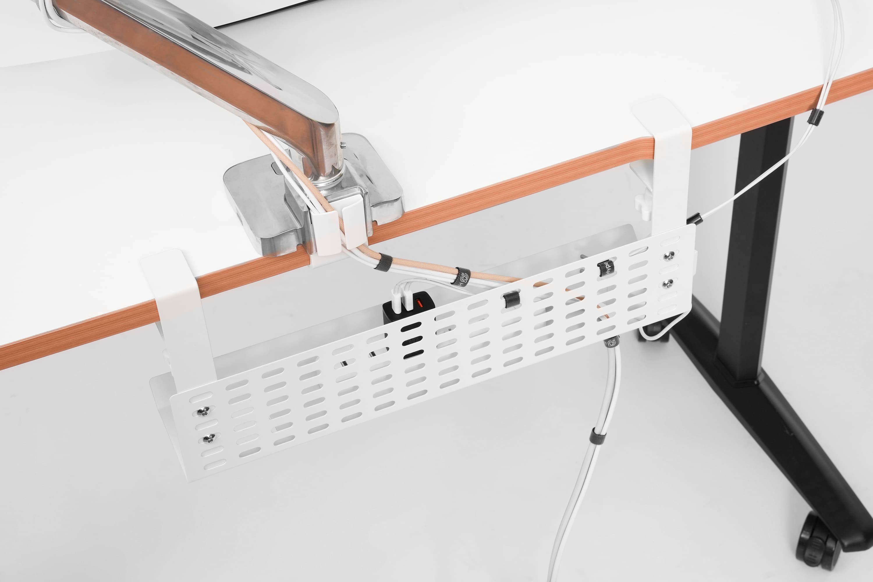 HyperWork Cable Management Tray | CM03